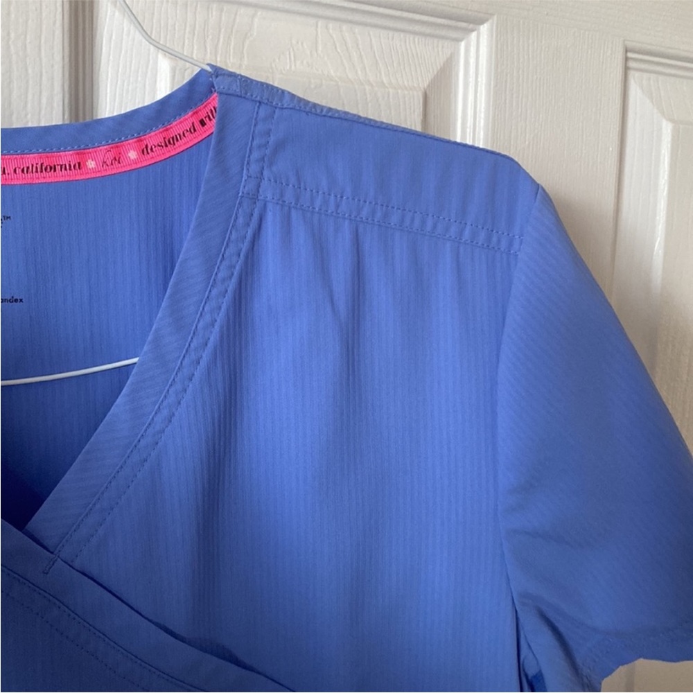 koi Periwinkle Blue Scrub Top with Pink Trim - Picture 5 of 5